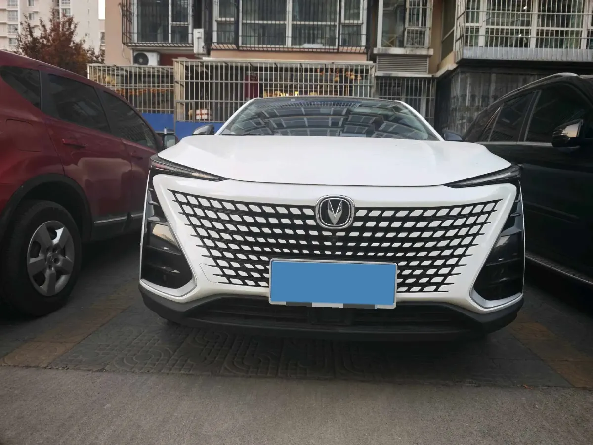 2020 ChangAn UNI-T 1.5T 180HP L4 7DCT,autocango,china used car exporter,china ev exporter,chinese used car exporter,chinese used ev exporter