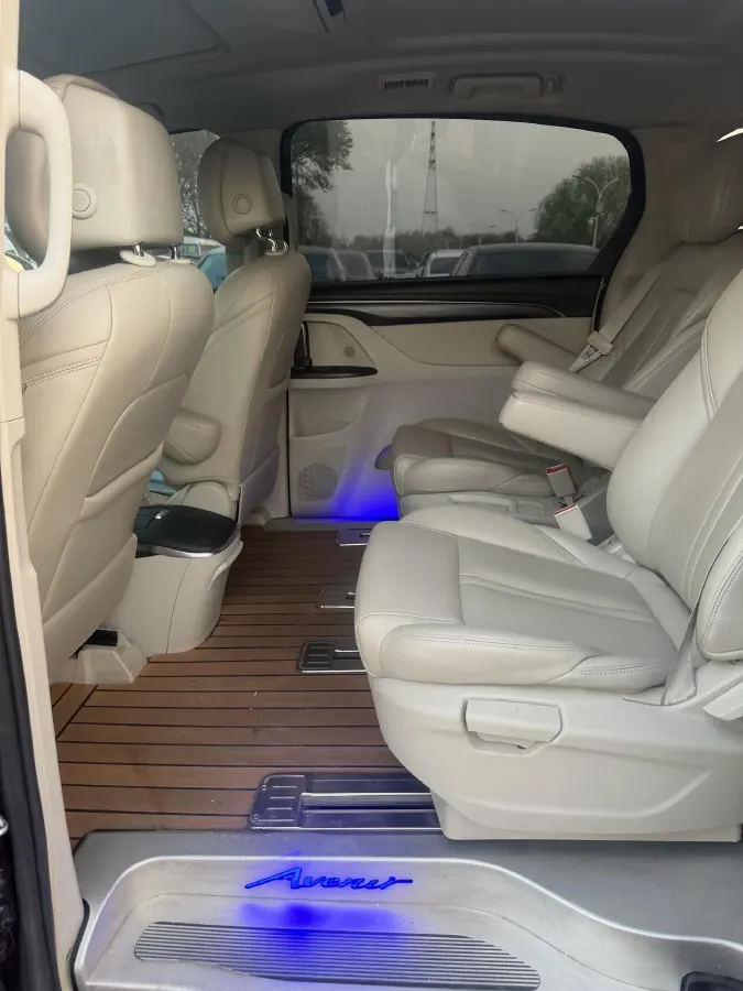 2021 Buick GL8 2.0T 237HP L4 9AT,autocango,china used car exporter,china ev exporter,chinese used car exporter,chinese used ev exporter