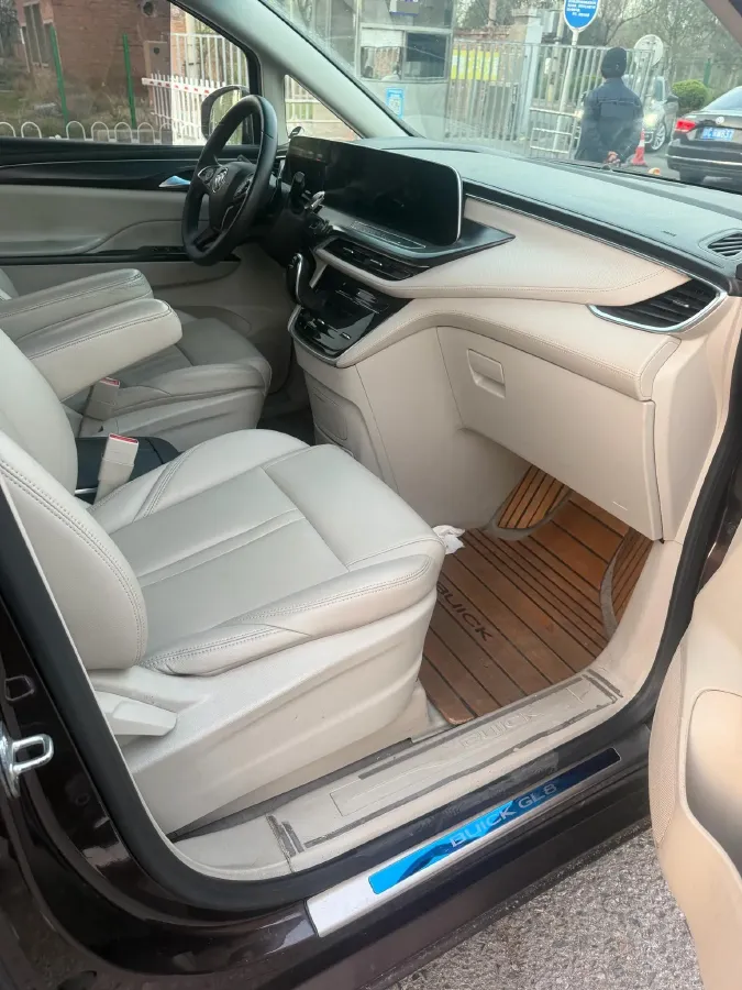2021 Buick GL8 2.0T 237HP L4 9AT,autocango,china used car exporter,china ev exporter,chinese used car exporter,chinese used ev exporter