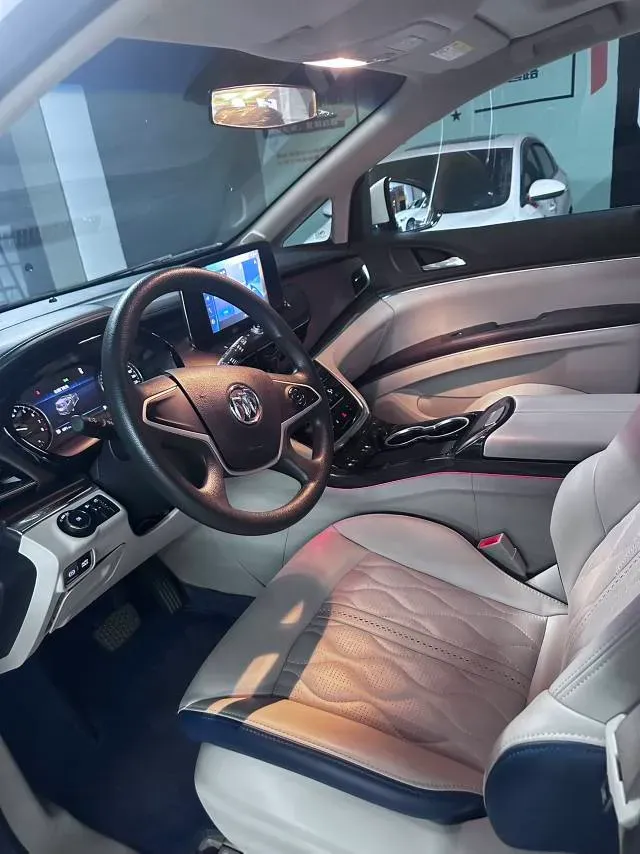 2023 Buick GL8 2.0T 237HP L4 9AT,autocango,china used car exporter,china ev exporter,chinese used car exporter,chinese used ev exporter