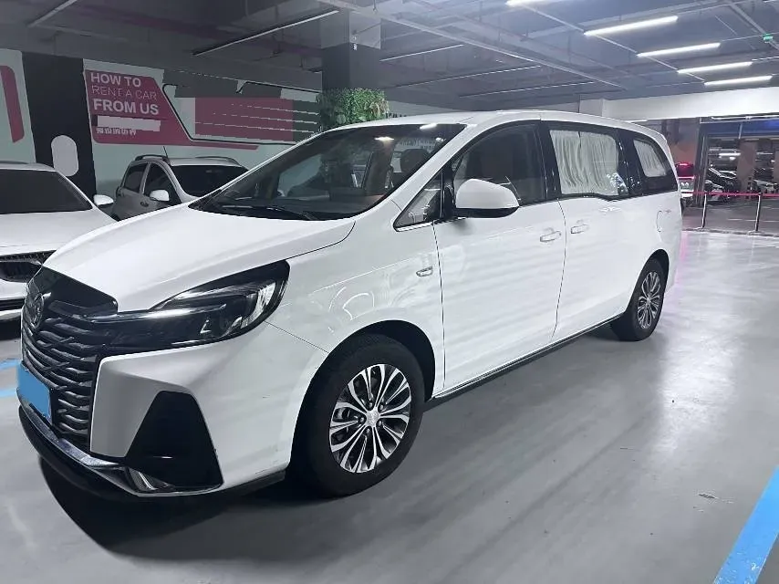 2023 Buick GL8 2.0T 237HP L4 9AT,autocango,china used car exporter,china ev exporter,chinese used car exporter,chinese used ev exporter