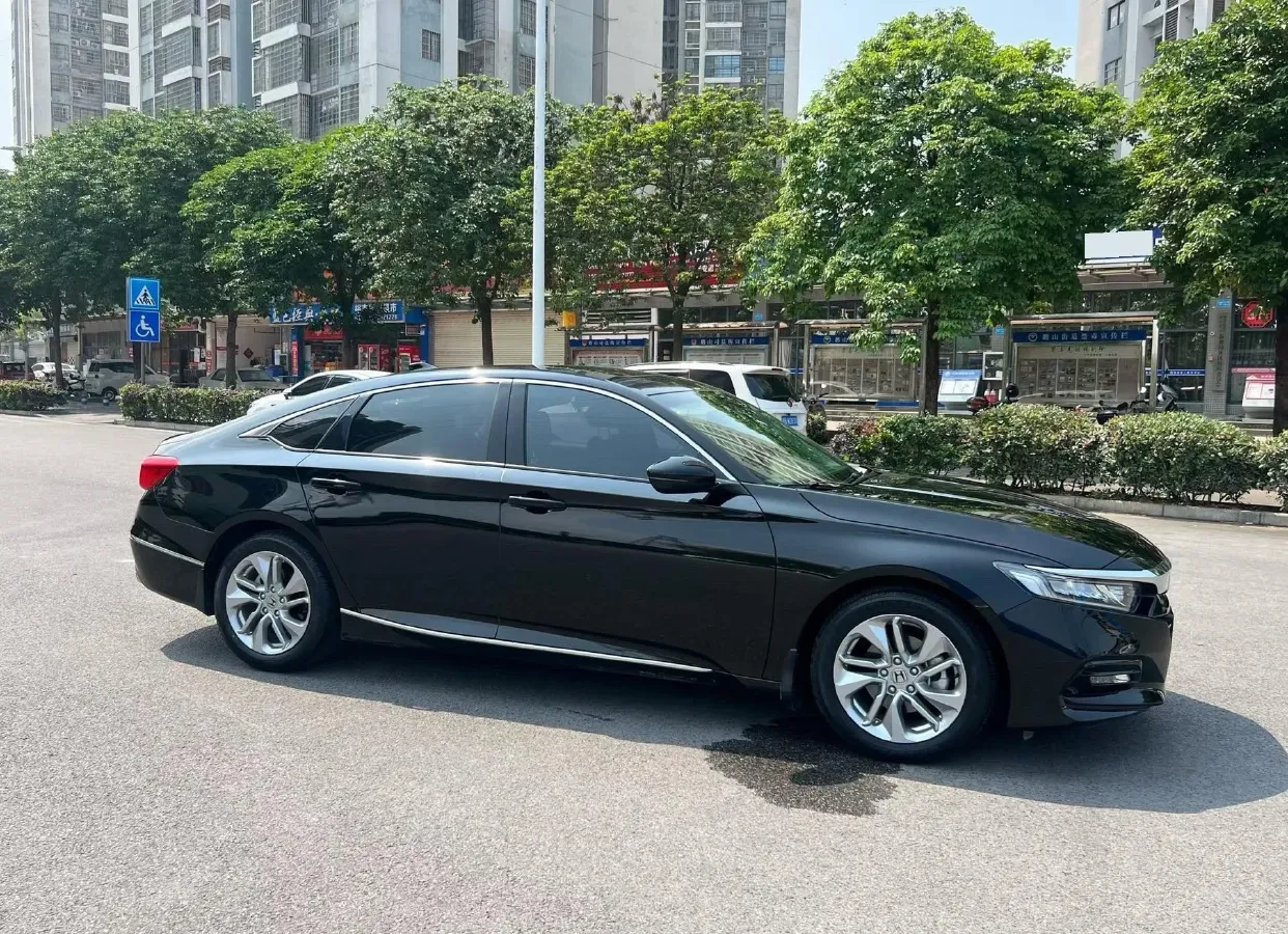 2021 Honda Accord 1.5T 194HP L4 CVT,autocango,china used car exporter,china ev exporter,chinese used car exporter,chinese used ev exporter