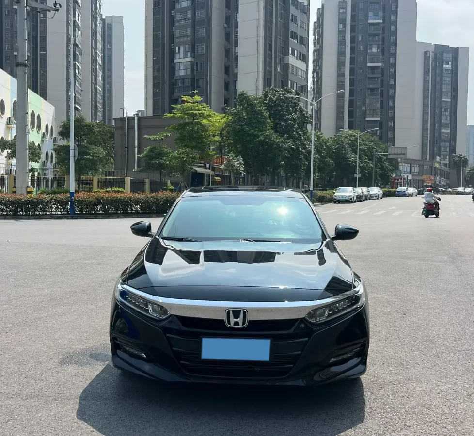 2021 Honda Accord 1.5T 194HP L4 CVT,autocango,china used car exporter,china ev exporter,chinese used car exporter,chinese used ev exporter