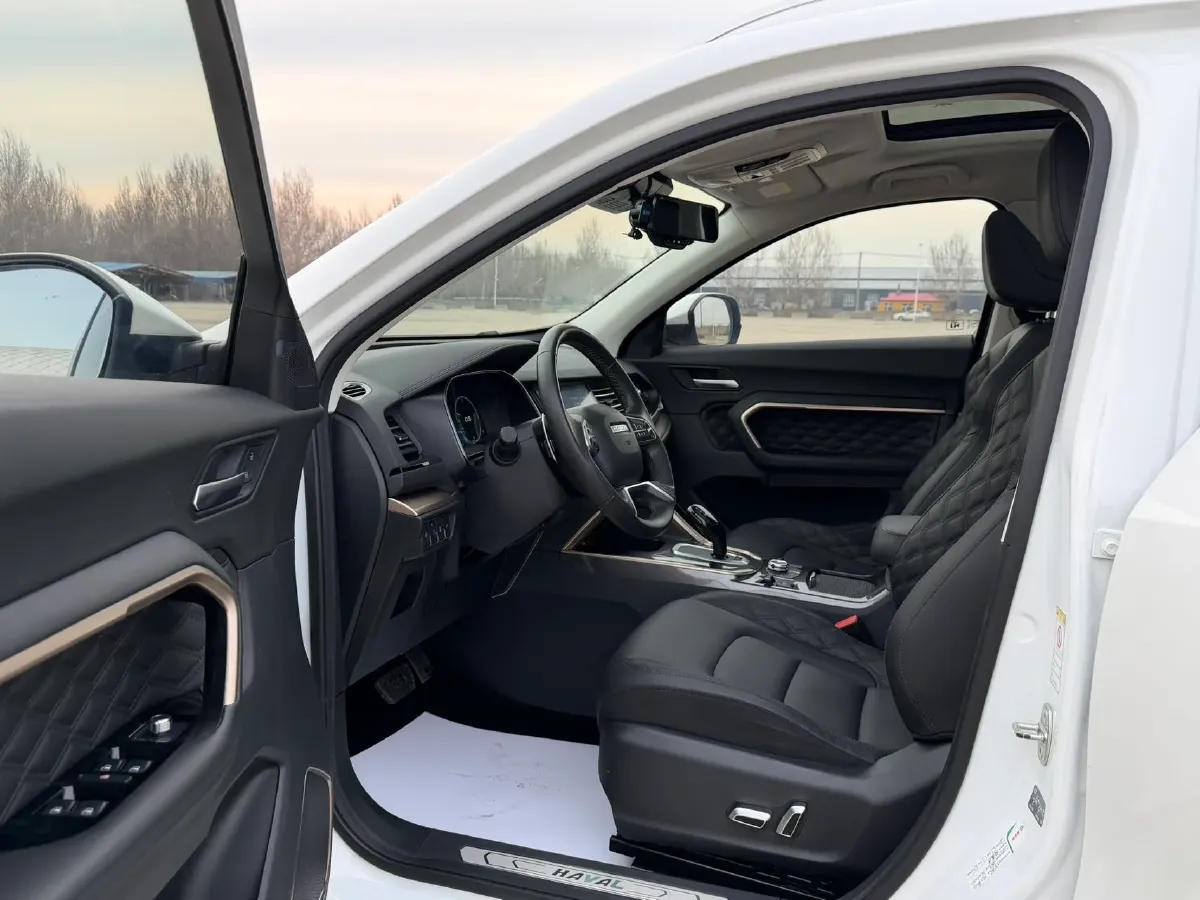 2020 Haval H6 1.5T 169HP L4 7DCT,autocango,china used car exporter,china ev exporter,chinese used car exporter,chinese used ev exporter