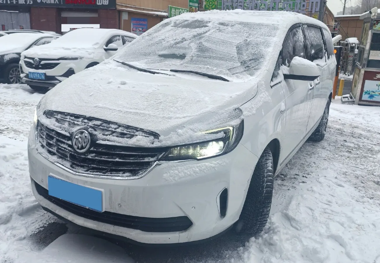 2022 Buick GL8 2.0T 237HP L4 9AT,autocango,china used car exporter,china ev exporter,chinese used car exporter,chinese used ev exporter