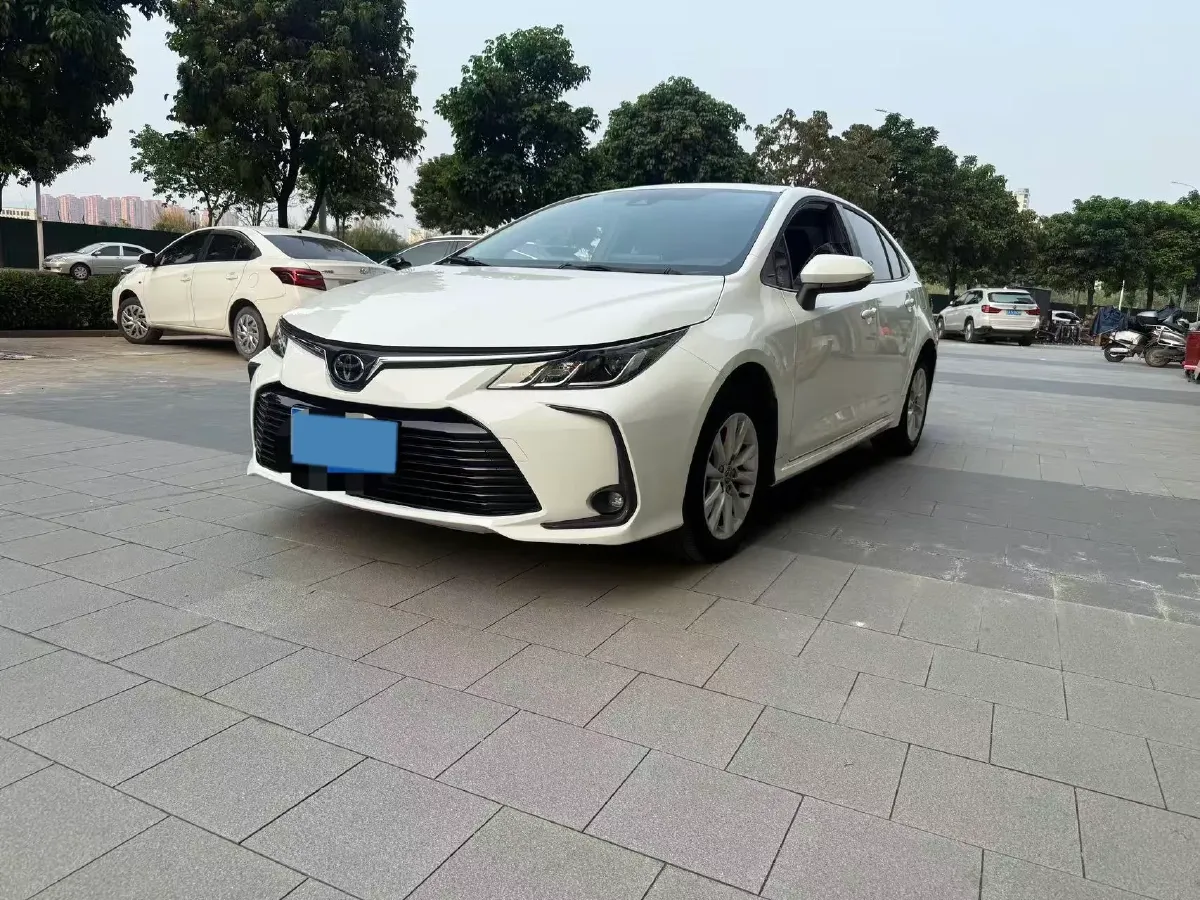 2021 Toyota Corolla 1.2T 116HP L4 CVT,autocango,china used car exporter,china ev exporter,chinese used car exporter,chinese used ev exporter