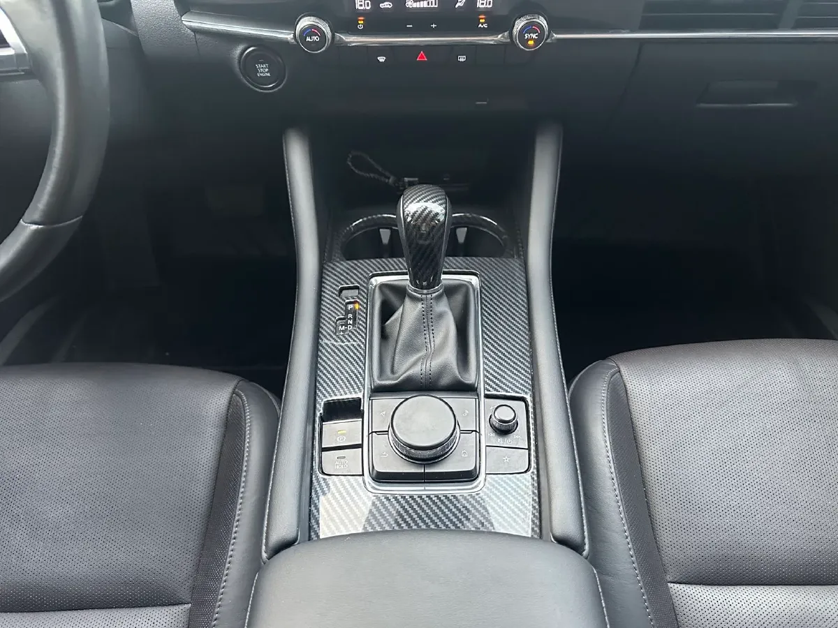 2020 Mazda 3 Axela 2.0L 158HP L4 6AT,autocango,china used car exporter,china ev exporter,chinese used car exporter,chinese used ev exporter