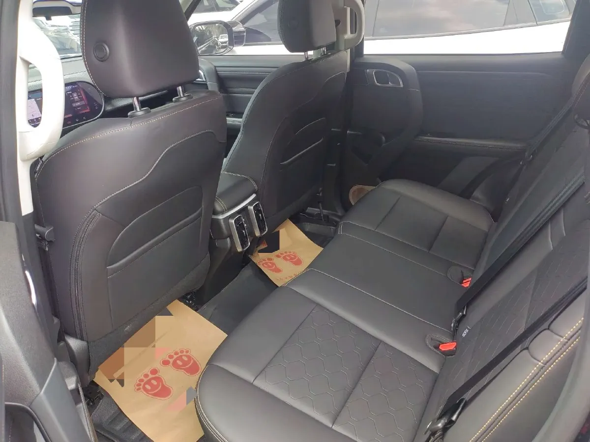 2024 Chery Arrizo 8 2.0T 254HP L4 8AT,autocango,china used car exporter,china ev exporter,chinese used car exporter,chinese used ev exporter