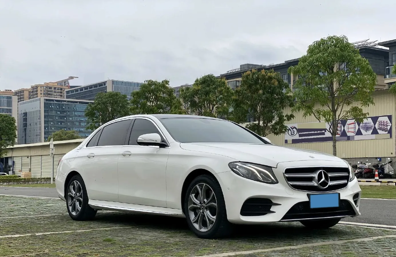 2020 Mercedes-Benz E Class 2.0T 258HP L4 9AT,autocango,china used car exporter,china ev exporter,chinese used car exporter,chinese used ev exporter