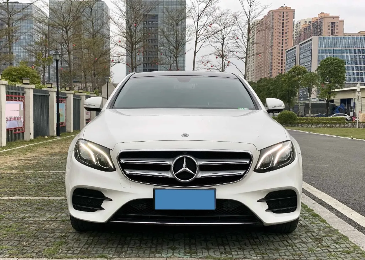 2020 Mercedes-Benz E Class 2.0T 258HP L4 9AT,autocango,china used car exporter,china ev exporter,chinese used car exporter,chinese used ev exporter