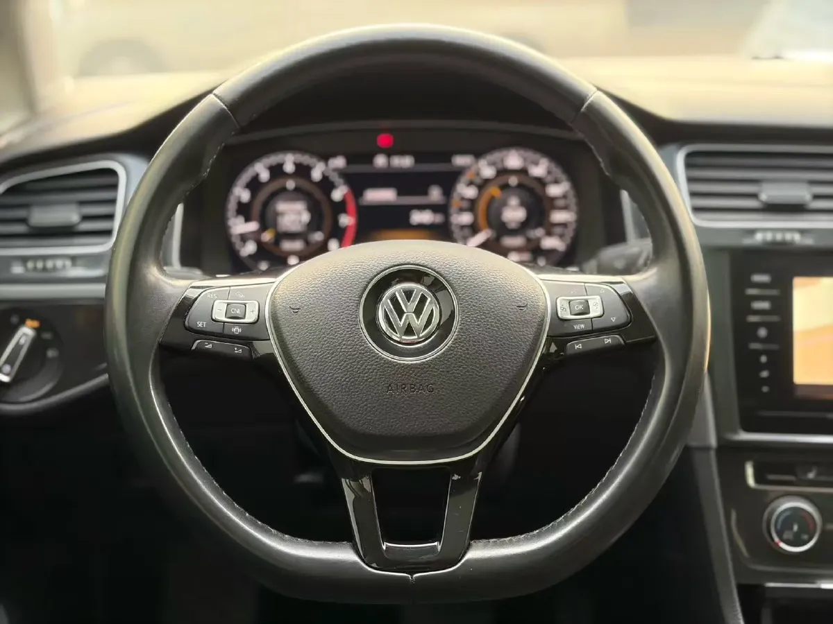 2020 Volkswagen Golf 1.4T 150HP L4 7DCT,autocango,china used car exporter,china ev exporter,chinese used car exporter,chinese used ev exporter