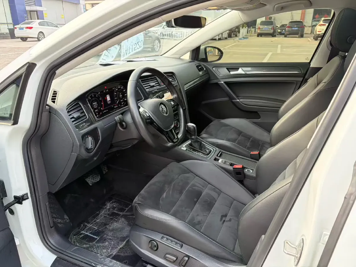 2020 Volkswagen Golf 1.4T 150HP L4 7DCT,autocango,china used car exporter,china ev exporter,chinese used car exporter,chinese used ev exporter