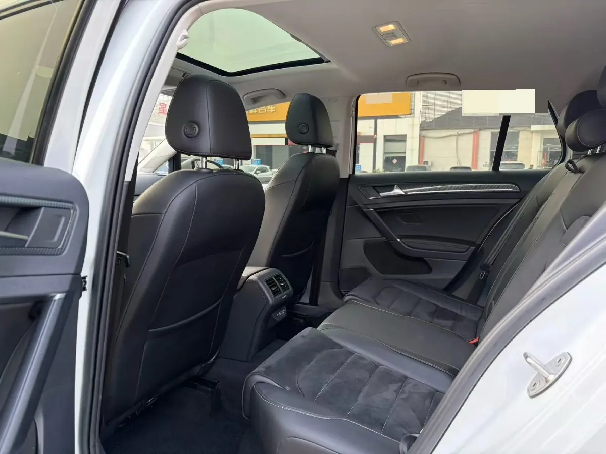 2020 Volkswagen Golf 1.4T 150HP L4 7DCT,autocango,china used car exporter,china ev exporter,chinese used car exporter,chinese used ev exporter