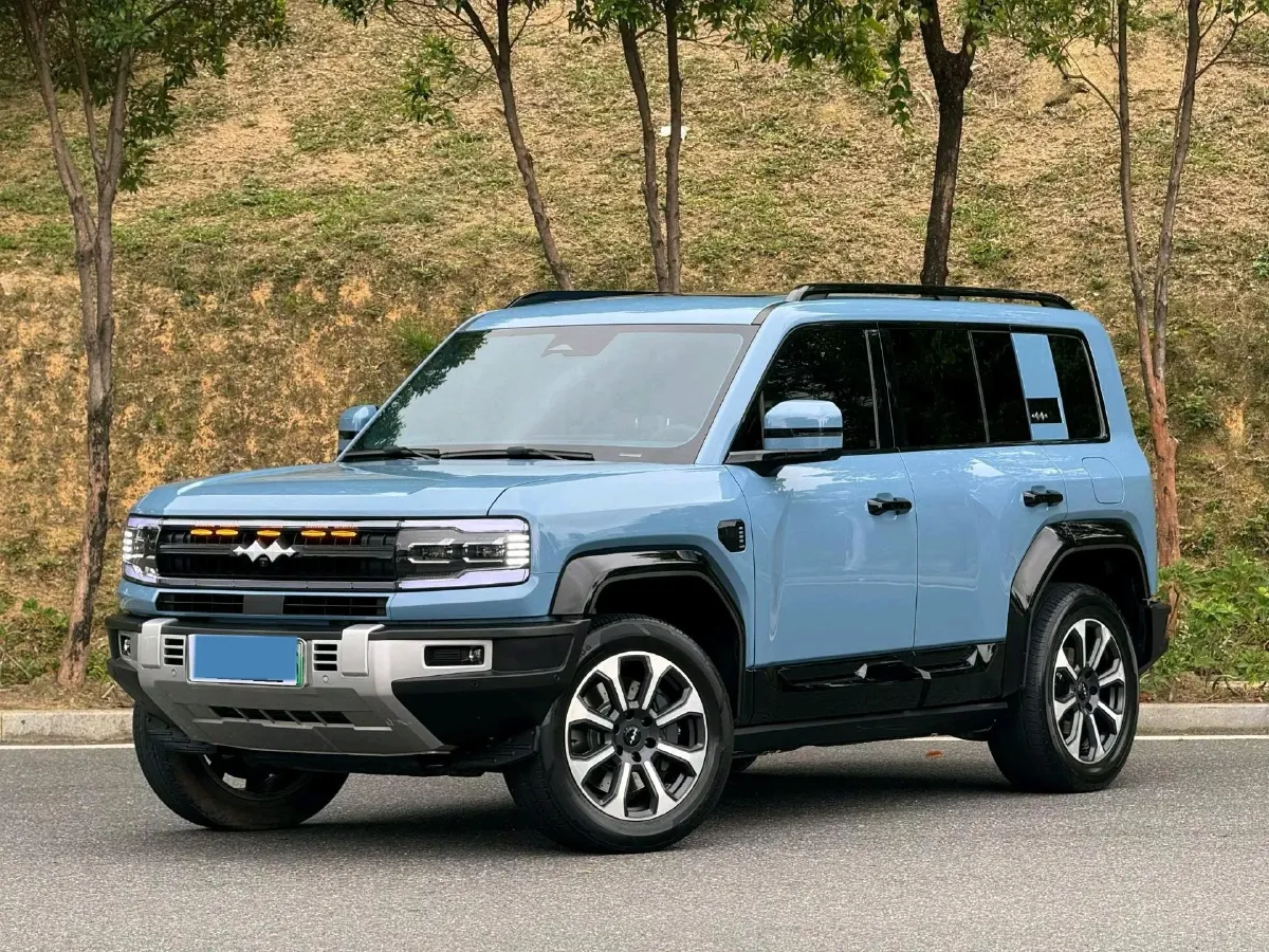 2023 FangChengBao Bao 5 1.5T 194HP L4 E-CVT PHEV 31.8KWH,autocango,china used car exporter,china ev exporter,chinese used car exporter,chinese used ev exporter