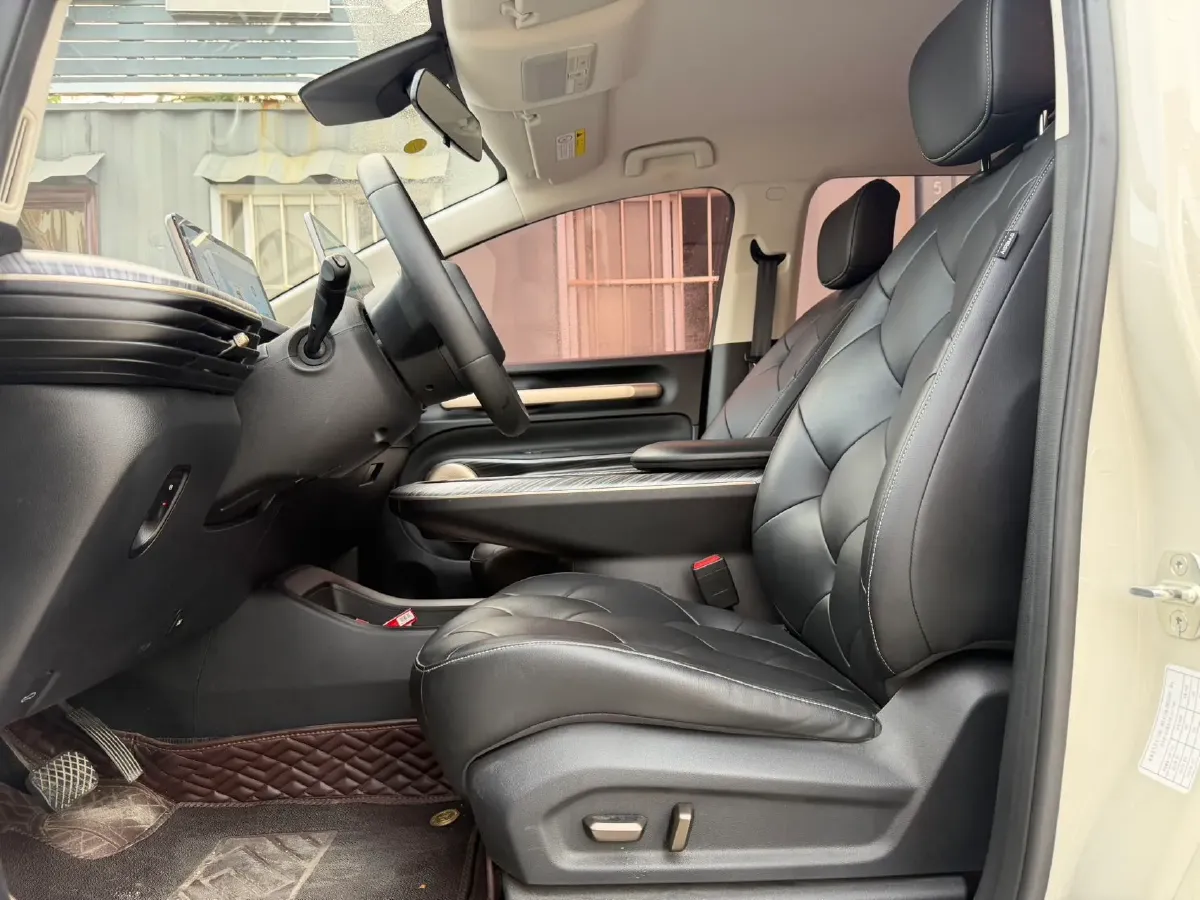 2023 BaoJun Cloud BEV 50.6KWH,autocango,china used car exporter,china ev exporter,chinese used car exporter,chinese used ev exporter