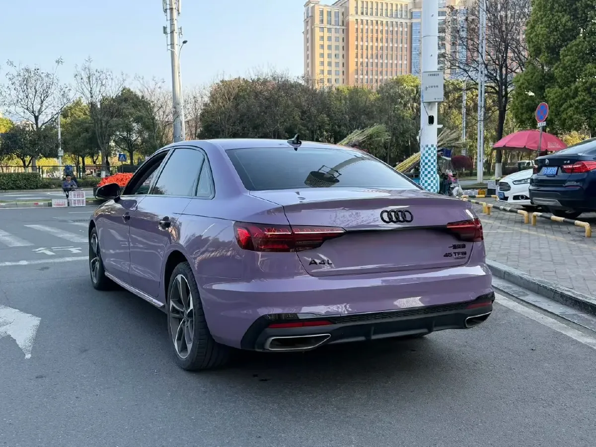 2020 Audi A4L 2.0T 190HP L4 7DCT,autocango,china used car exporter,china ev exporter,chinese used car exporter,chinese used ev exporter