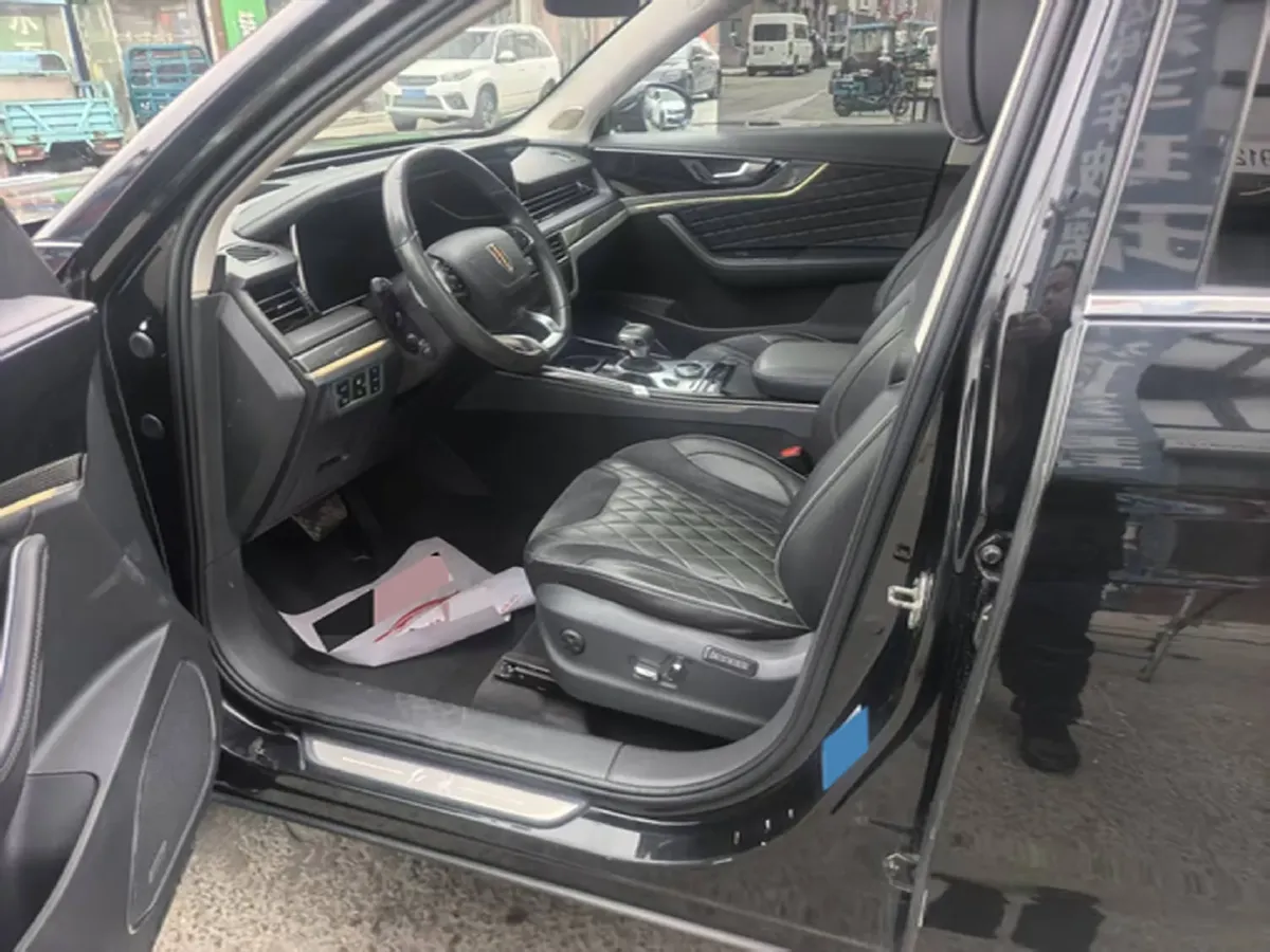 2019 HongQi HS5 2.0T 224HP L4 6AT,autocango,china used car exporter,china ev exporter,chinese used car exporter,chinese used ev exporter