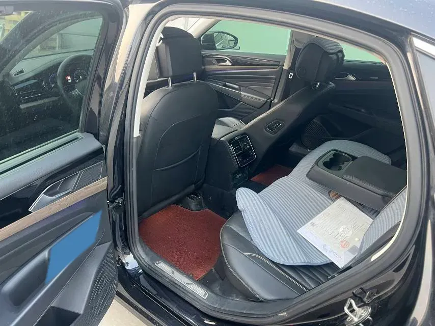 2019 Volvo V40 1.5T 152HP L4 6AT,autocango,china used car exporter,china ev exporter,chinese used car exporter,chinese used ev exporter