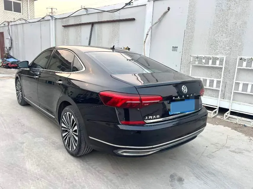 2019 Volvo V40 1.5T 152HP L4 6AT,autocango,china used car exporter,china ev exporter,chinese used car exporter,chinese used ev exporter