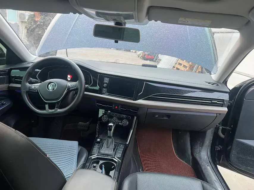 2019 Volvo V40 1.5T 152HP L4 6AT,autocango,china used car exporter,china ev exporter,chinese used car exporter,chinese used ev exporter