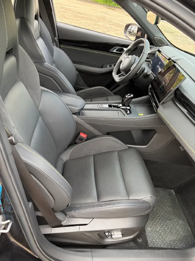 2023 MAXUS G50 1.5T 181HP L4 7DCT,autocango,china used car exporter,china ev exporter,chinese used car exporter,chinese used ev exporter