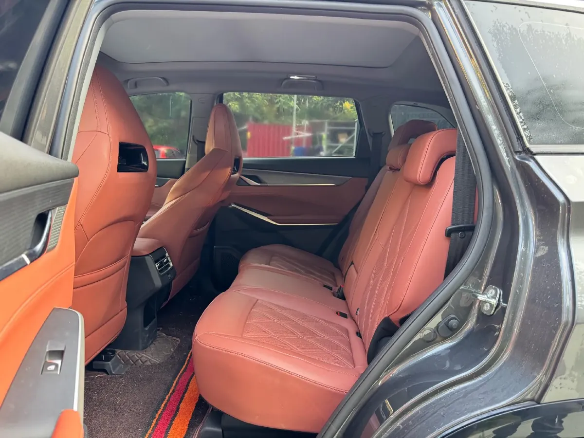 2023 ChangAn CS75 Plus 1.5T 188HP L4 8AT,autocango,china used car exporter,china ev exporter,chinese used car exporter,chinese used ev exporter