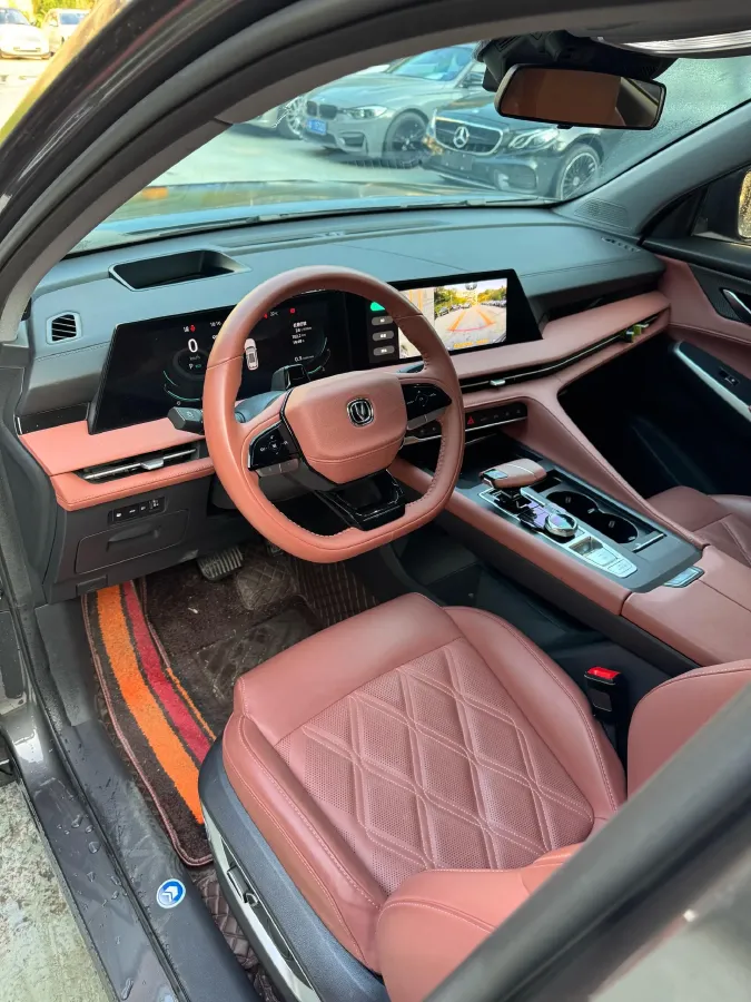 2023 ChangAn CS75 Plus 1.5T 188HP L4 8AT,autocango,china used car exporter,china ev exporter,chinese used car exporter,chinese used ev exporter