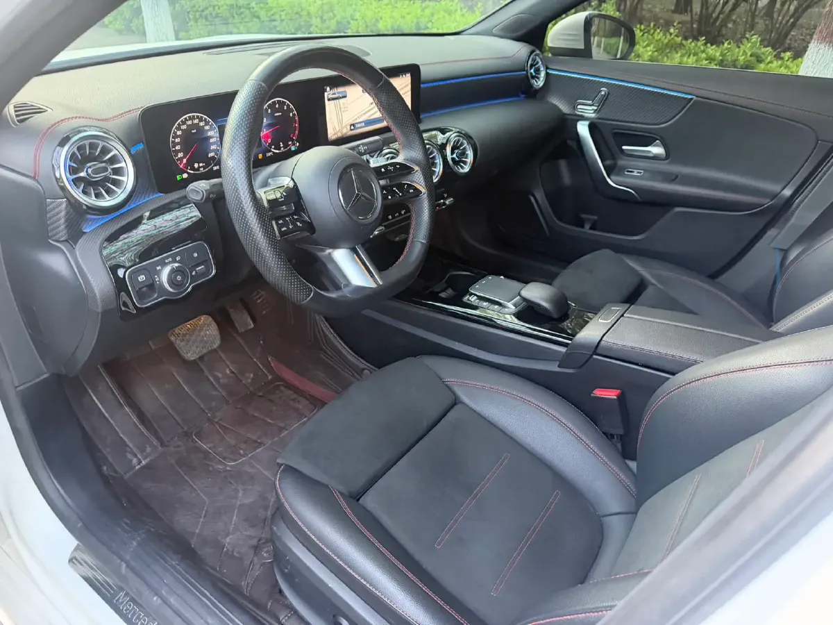 2023 Mercedes-Benz A Class 1.3T 163HP L4 7DCT,autocango,china used car exporter,china ev exporter,chinese used car exporter,chinese used ev exporter