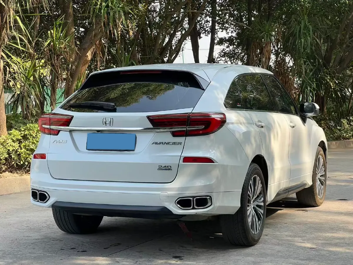 2022 Mercedes-Benz B Class 1.3T 163HP L4 7DCT,autocango,china used car exporter,china ev exporter,chinese used car exporter,chinese used ev exporter