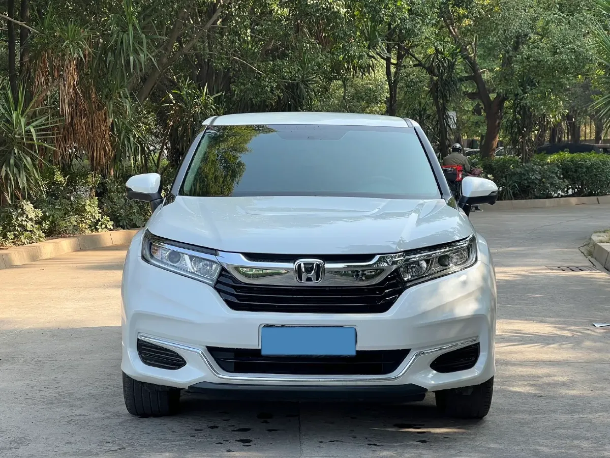 2022 Mercedes-Benz B Class 1.3T 163HP L4 7DCT,autocango,china used car exporter,china ev exporter,chinese used car exporter,chinese used ev exporter