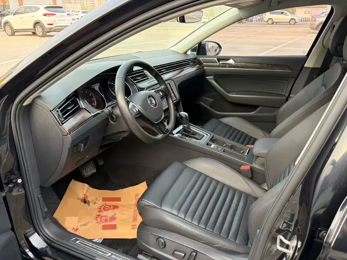 2019 Volkswagen Magotan 2.0T 186HP L4 7DCT,autocango,china used car exporter,china ev exporter,chinese used car exporter,chinese used ev exporter