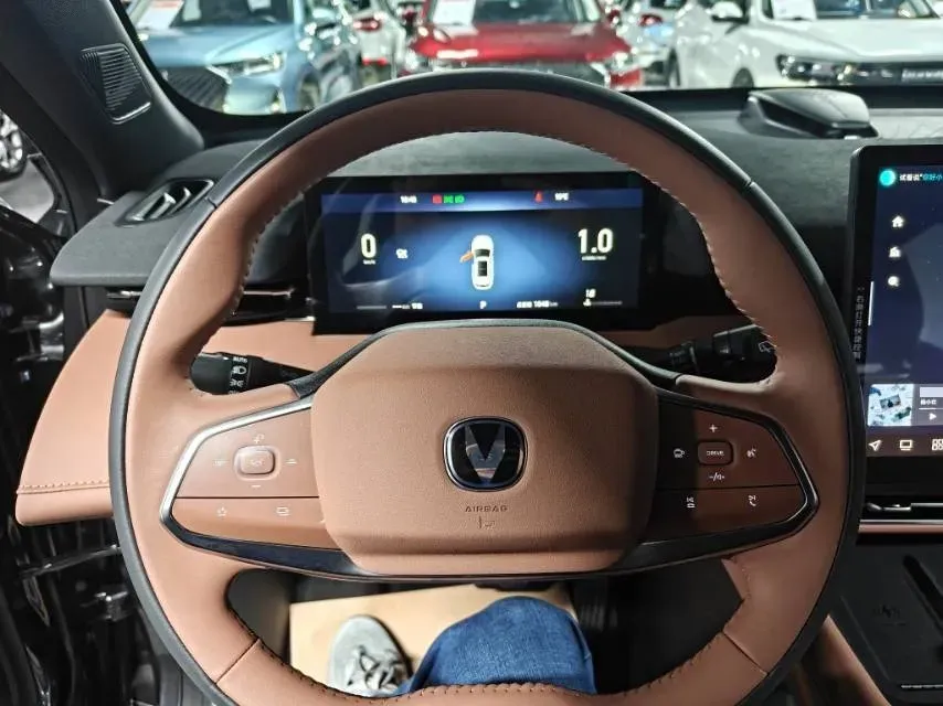 2025 ChangAn UNI-Z 1.5T 192HP L4 7DCT,autocango,china used car exporter,china ev exporter,chinese used car exporter,chinese used ev exporter