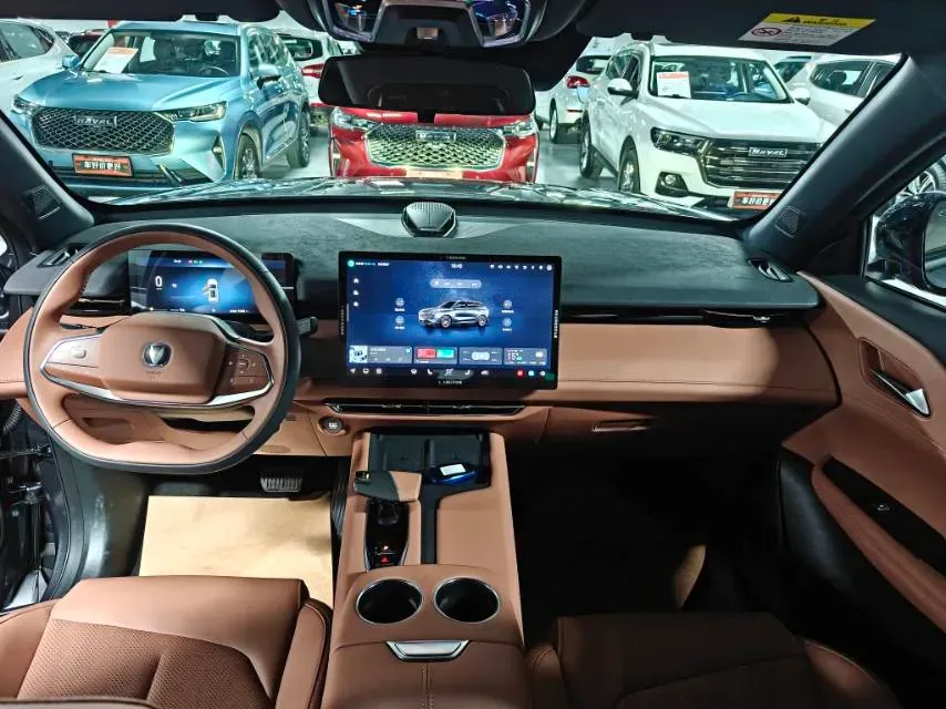 2025 ChangAn UNI-Z 1.5T 192HP L4 7DCT,autocango,china used car exporter,china ev exporter,chinese used car exporter,chinese used ev exporter