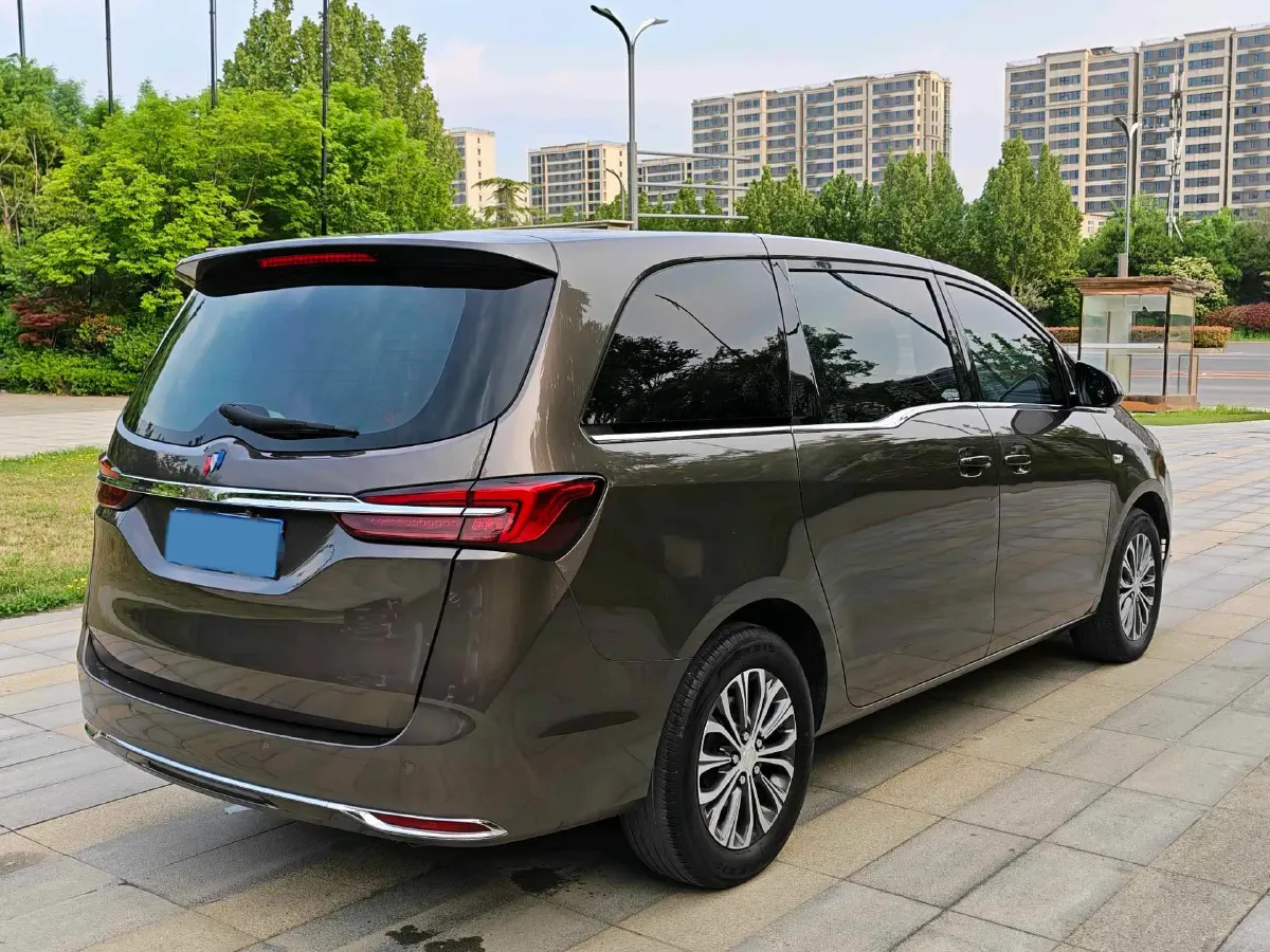 2022 Buick GL8 2.0T 237HP L4 9AT,autocango,china used car exporter,china ev exporter,chinese used car exporter,chinese used ev exporter