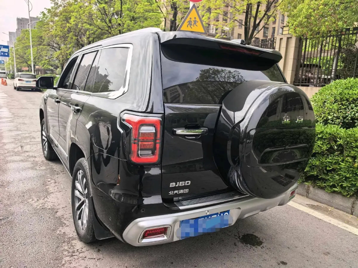2022 Beijing BJ60 2.0T 267HP L4 8AT,autocango,china used car exporter,china ev exporter,chinese used car exporter,chinese used ev exporter