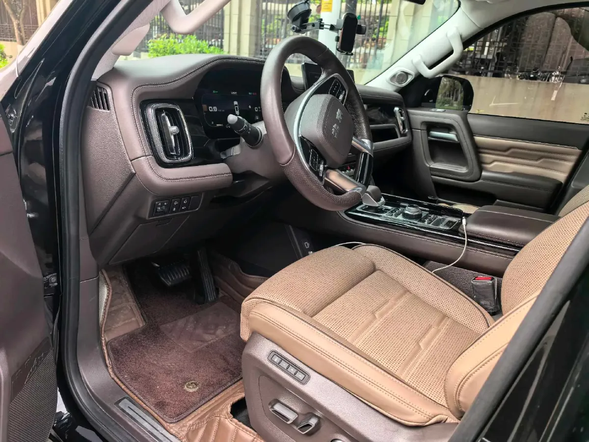 2022 Beijing BJ60 2.0T 267HP L4 8AT,autocango,china used car exporter,china ev exporter,chinese used car exporter,chinese used ev exporter