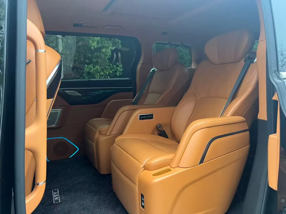 2024 Mercedes-Benz C Class 1.5T 204HP L4 9AT,autocango,china used car exporter,china ev exporter,chinese used car exporter,chinese used ev exporter