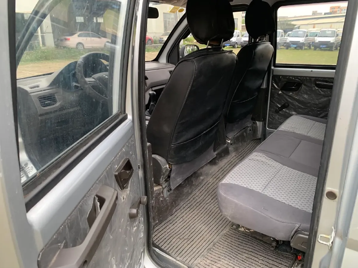 2019 WuLing RongGuang New Truck 1.8L 133HP L4 5MT,autocango,china used car exporter,china ev exporter,chinese used car exporter,chinese used ev exporter