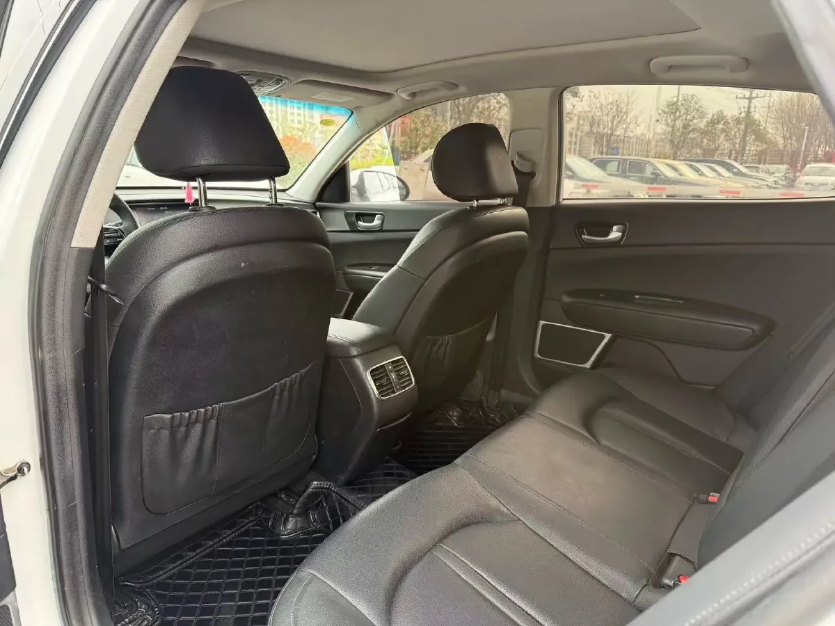 2019 Kia K5 1.6T 180HP L4 7DCT,autocango,china used car exporter,china ev exporter,chinese used car exporter,chinese used ev exporter