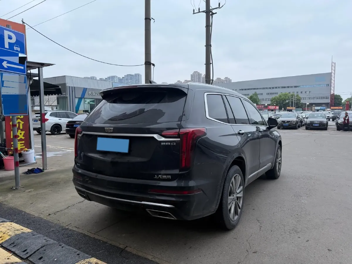 2021 Cadillac XT6 2.0T 237HP L4 9AT,autocango,china used car exporter,china ev exporter,chinese used car exporter,chinese used ev exporter