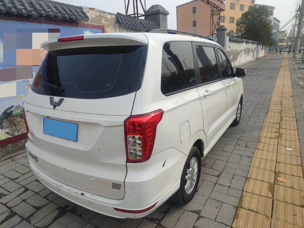 2021 WuLing RongGuang New Truck 1.5L 99HP L4 5MT,autocango,china used car exporter,china ev exporter,chinese used car exporter,chinese used ev exporter
