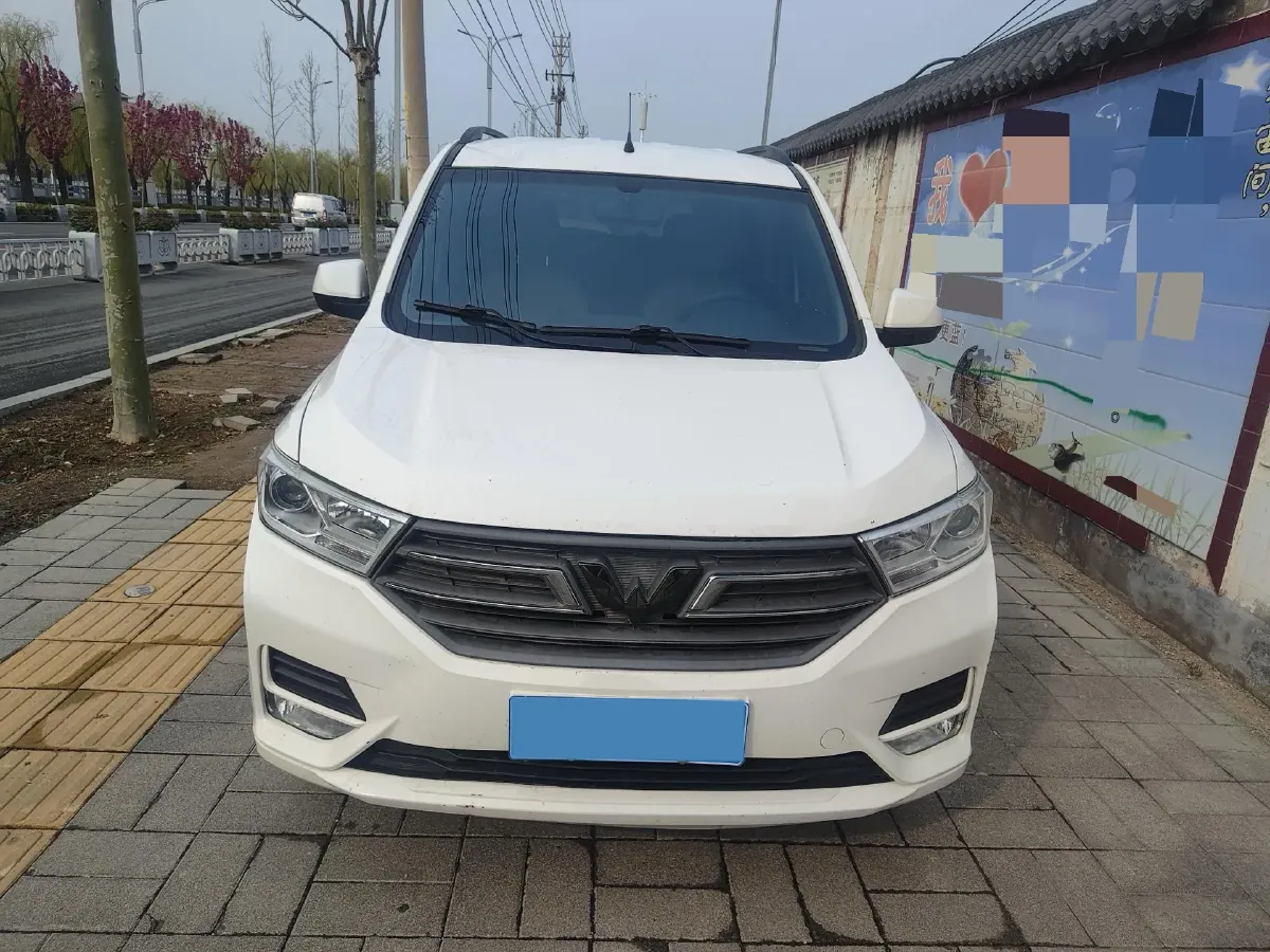 2021 WuLing RongGuang New Truck 1.5L 99HP L4 5MT,autocango,china used car exporter,china ev exporter,chinese used car exporter,chinese used ev exporter
