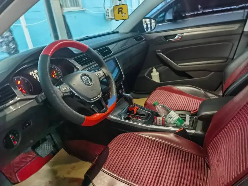 2016 Volkswagen Passat 1.8T 180HP L4 7DCT,autocango,china used car exporter,china ev exporter,chinese used car exporter,chinese used ev exporter