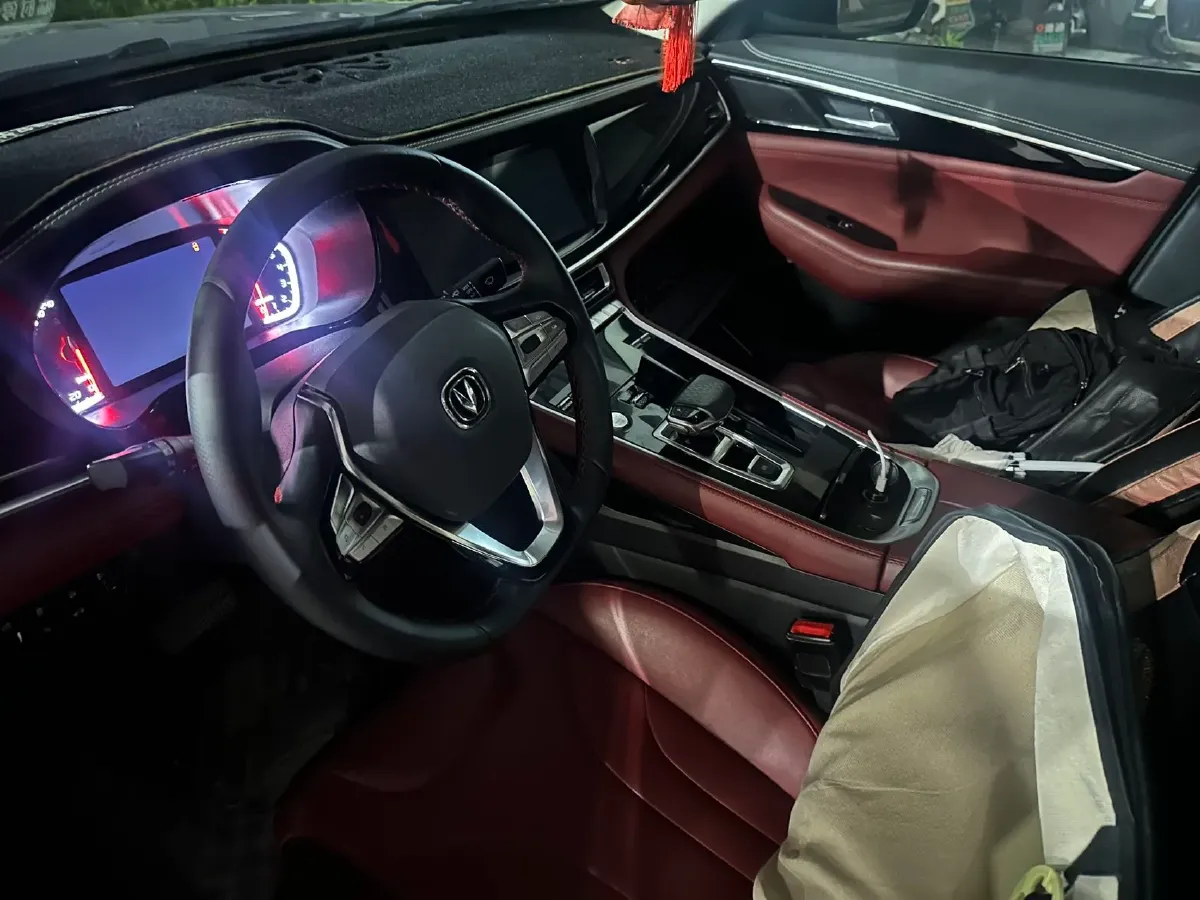 2019 ChangAn CS85 Coupe 1.5T 178HP L4 7DCT,autocango,china used car exporter,china ev exporter,chinese used car exporter,chinese used ev exporter