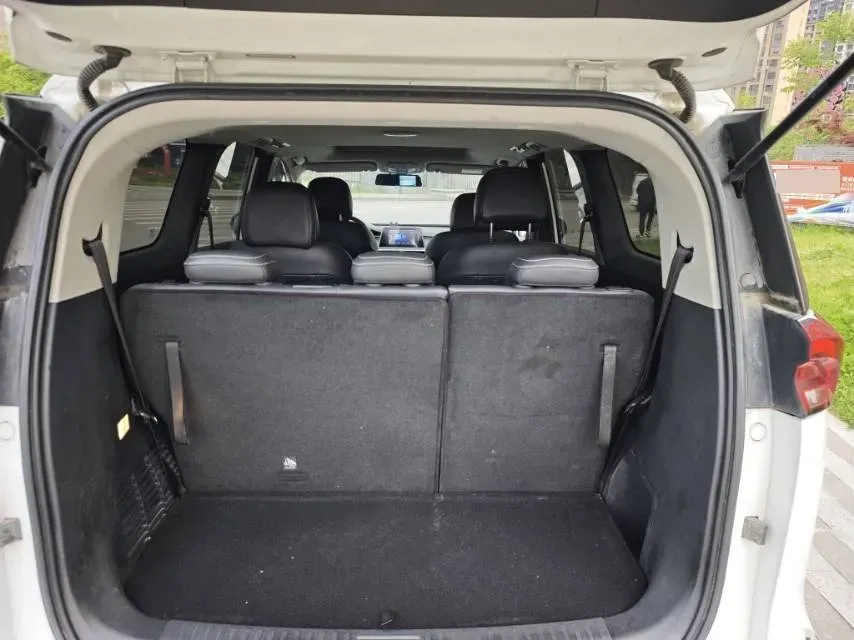 2022 MAXUS G50 1.5T 169HP L4 7DCT,autocango,china used car exporter,china ev exporter,chinese used car exporter,chinese used ev exporter