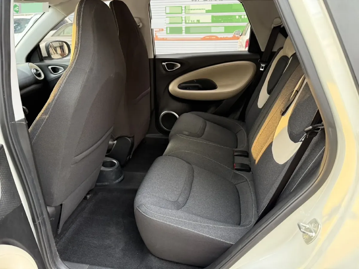 2023 WuLing BinGuo BEV 31.9KWH,autocango,china used car exporter,china ev exporter,chinese used car exporter,chinese used ev exporter