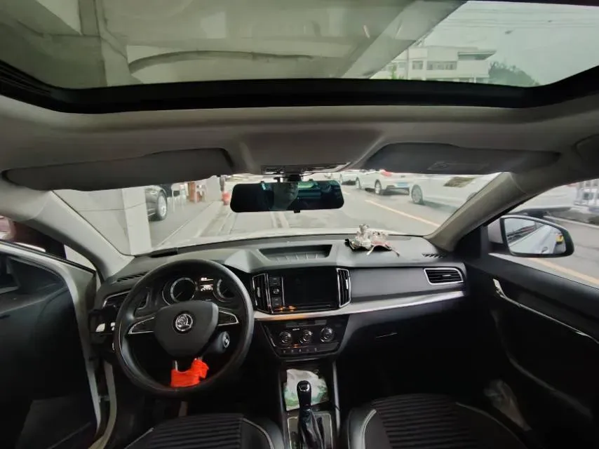 2018 Volkswagen Lavida 1.2T 116HP L4 7DCT,autocango,china used car exporter,china ev exporter,chinese used car exporter,chinese used ev exporter