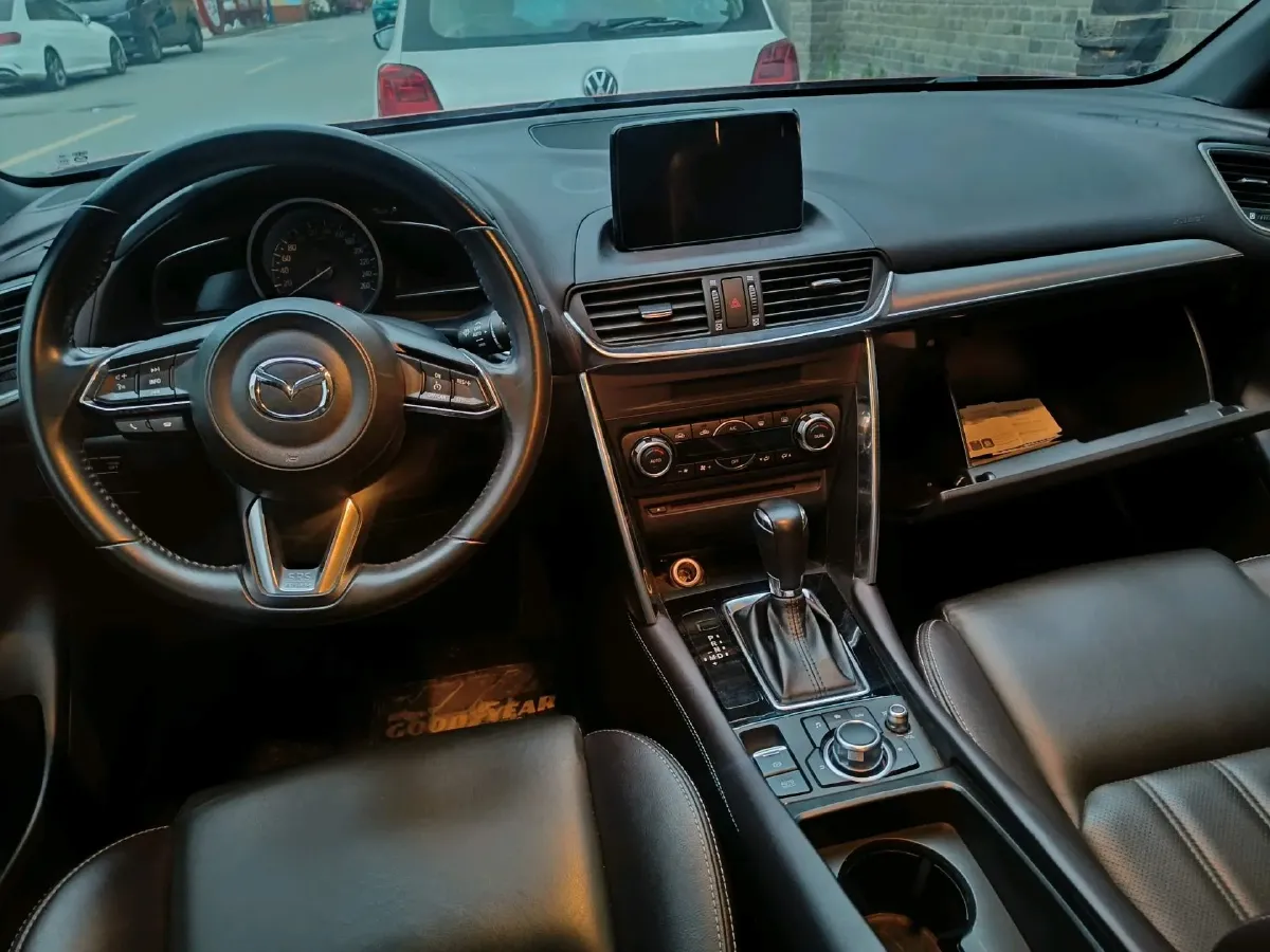 2018 Mazda CX-4 2.0L 158HP L4 6AT,autocango,china used car exporter,china ev exporter,chinese used car exporter,chinese used ev exporter