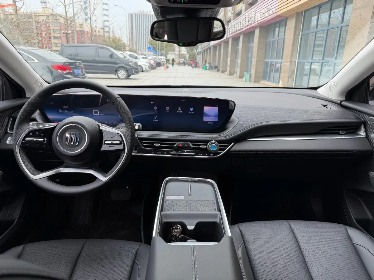 2025 Buick Larcosse 2.0T 237HP L4 9AT,autocango,china used car exporter,china ev exporter,chinese used car exporter,chinese used ev exporter
