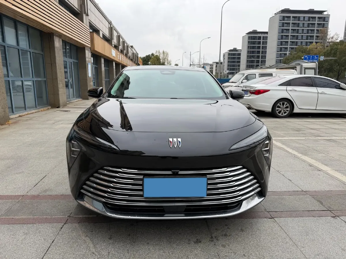 2025 Buick Larcosse 2.0T 237HP L4 9AT,autocango,china used car exporter,china ev exporter,chinese used car exporter,chinese used ev exporter